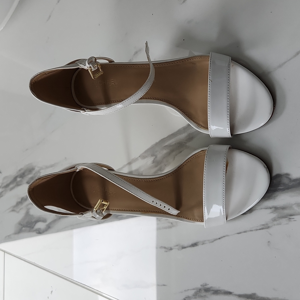 Michael kors sandal